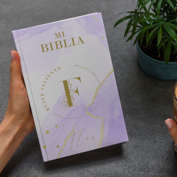 Biblia MOM personalizada - Imagen 2